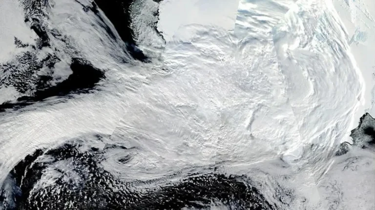 A major AR over Antarctic on March 17, 2022.