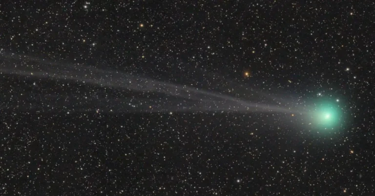 comet c2014 q2 lovejoy by goddard