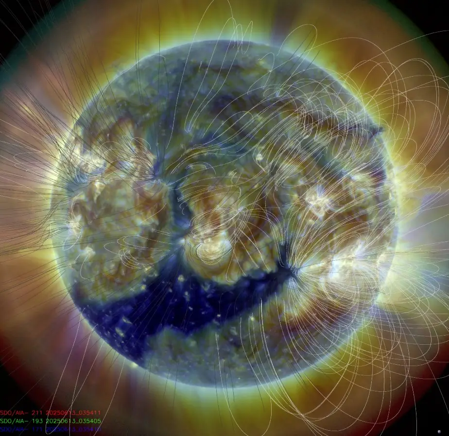 coronal hole june 13 2025 sdo aia