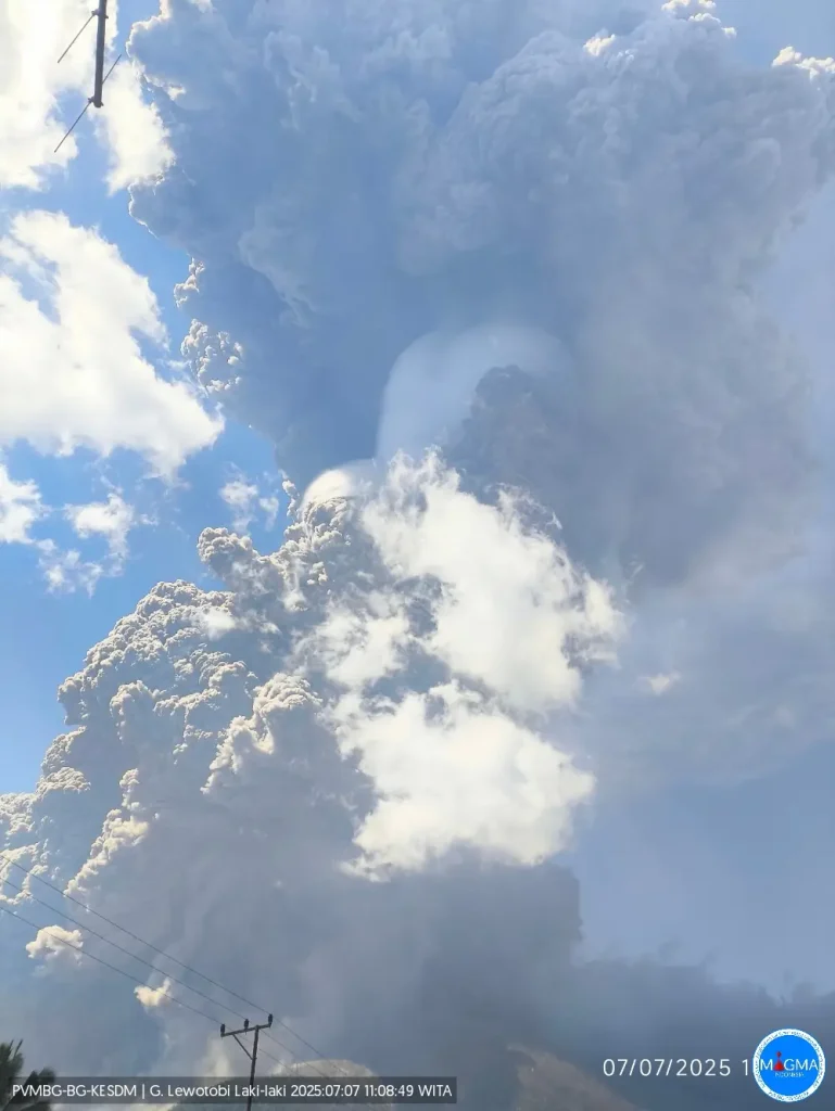 lewotobi laki laki eruption july 7 2025 bg