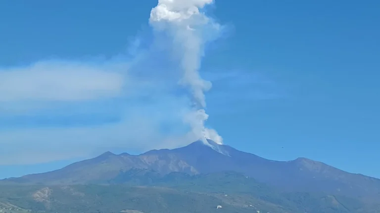 mount etna italy june 2 2025 - by nadia spina