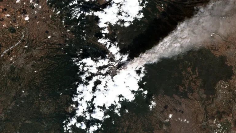 Popocatépetl volcano eruption captured by Sentinel-2 satellite