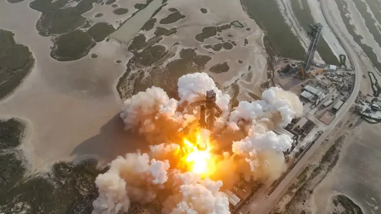 SpaceX Starship ninth test flight ends in dual vehicle loss may 2025