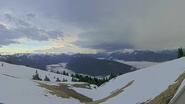 Thunderstorms moving over the Olympic mountains on March 26, 2025