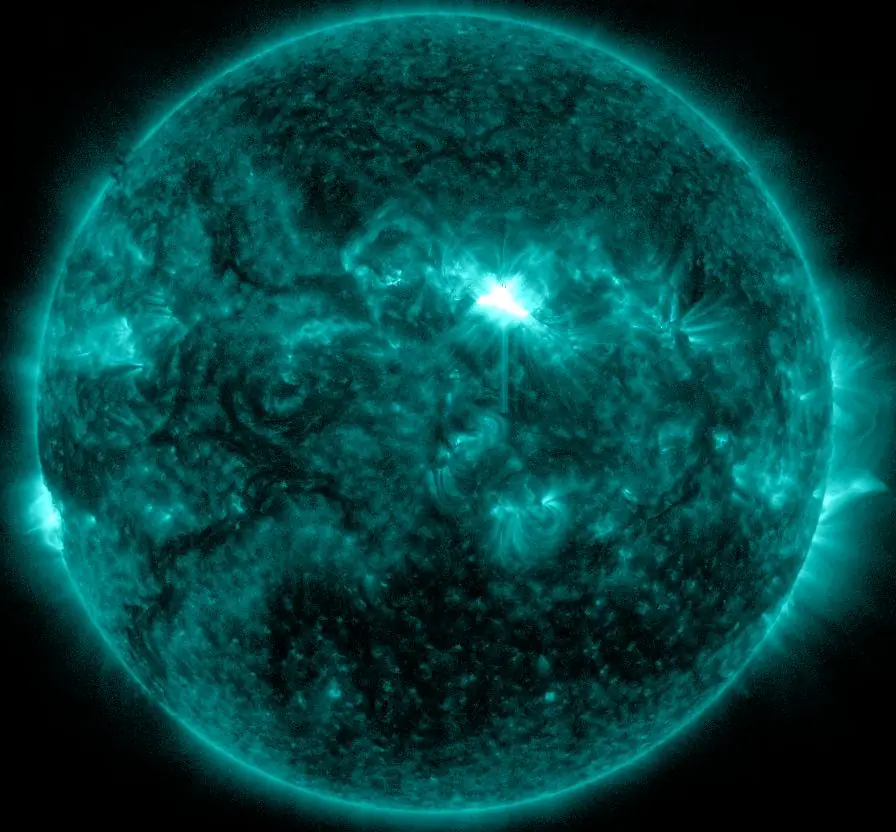 x1.2 solar flare june 17 2025 sdo aia 131 bg