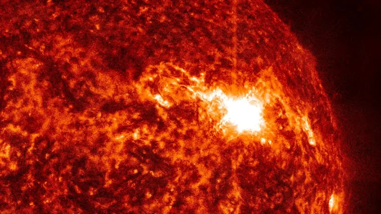 x1.9 solar flare june 19 2025 sdo aia 304 f